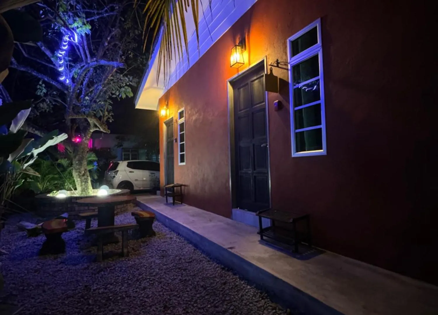 Country house Stylish Balinimo Guest Room - King Bed, Free Netflix, Prime & Wi-Fi Near Bukit Mertajam Kubang Semang